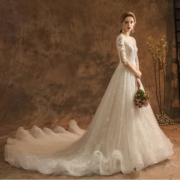 Élégant Champagne Robe De Mariée 2019 Princesse Encolure Dégagée En Dentelle Fleur Étoile 3/4 Manches Dos Nu Chapel Train