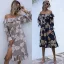 Mode Sommer Strassenmode Drucken Marineblau Damen Kleider 2021 Off Shoulder Verdeckter Knopf 3/4 Ärmel Rückenfreies Wadenlang