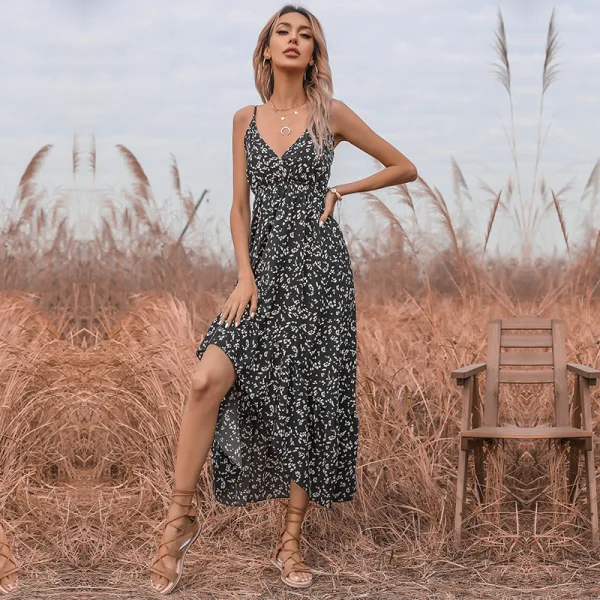 Été Vêtement de rue Floral Noire Robes longues 2021 Bretelles Spaghetti Chiffon Sans Manches Thé Longueur Femme Robes