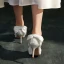 Eleganta Elfenben Satin Rosett Brudskor 2021 Läder 8 cm Stilettklackar Spetsiga Bröllop Pumps Högklackade