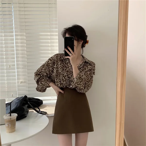 Mote Kaffe Løs Gateklær Leopard Bluser 2021 Chiffon V-Hals Langermede Kvinners Topper Bluser