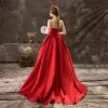 Audrey Hepburn Style Solid Color Red Prom Dresses 2019 A-Line / Princess Strapless Sleeveless Backless Court Train Formal Dresses