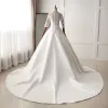Classic Ivory Wedding Dresses 2019 A-Line / Princess Scoop Neck Lace Flower 1/2 Sleeves Chapel Train