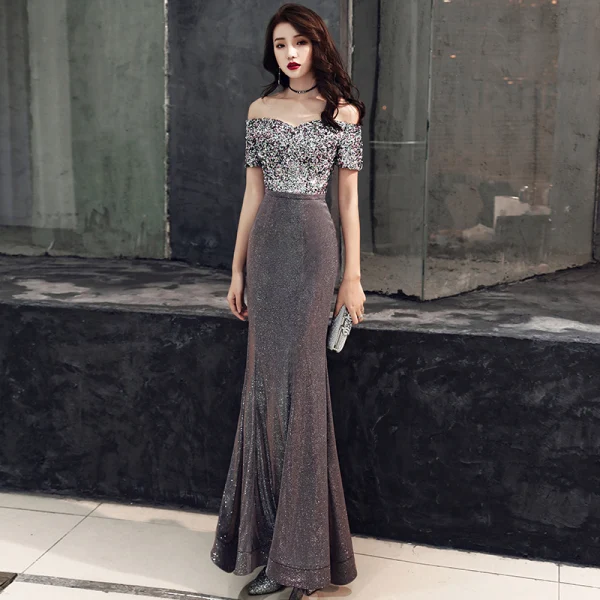 Glitzernden Grau Abendkleider 2019 Meerjungfrau Off Shoulder Glanz Polyester Pailletten Kurze Ärmel Rückenfreies Lange Festliche Kleider