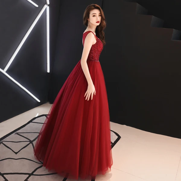 Chic / Beautiful Burgundy Prom Dresses 2019 A-Line / Princess Scoop Neck Beading Crystal Sequins Sleeveless Backless Floor-Length / Long Formal Dresses