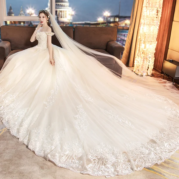 Chic / Belle Champagne Robe De Mariée 2019 Princesse De l'épaule Perle Paillettes Appliques En Dentelle Fleur Manches Courtes Dos Nu Chapel Train