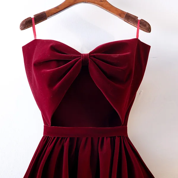 Chic / Beautiful Burgundy Prom Dresses 2019 A-Line / Princess Spaghetti Straps Suede Bow Sleeveless Backless Floor-Length / Long Formal Dresses