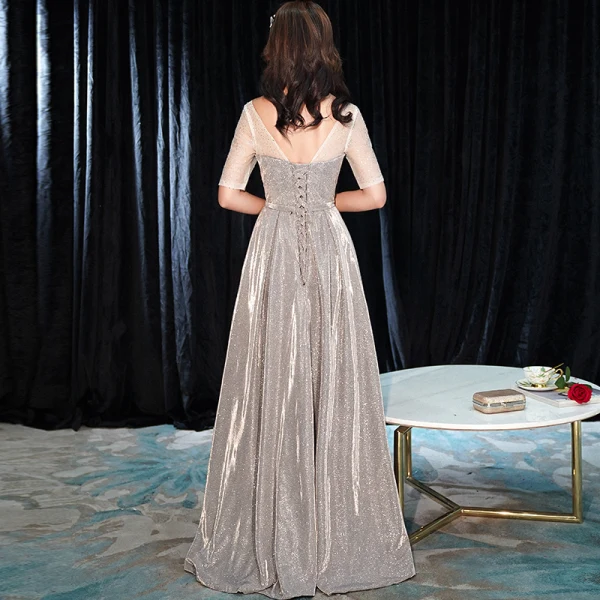 Glittrande Silver Aftonklänningar 2019 Prinsessa Urringning Rhinestone Glittriga / Glitter Polyester Rosett 1/2 ärm Halterneck Långa Formella Klänningar