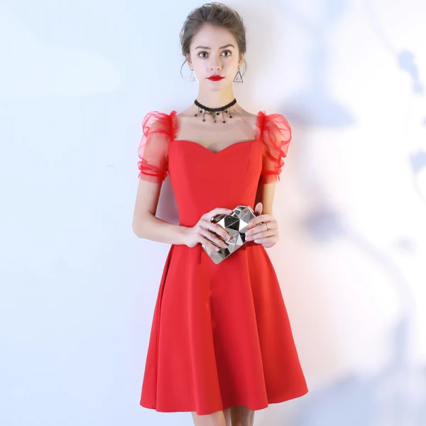 Modest / Simple Black Homecoming Graduation Dresses 2018 A-Line / Princess  Square Neckline Backless Short Sleeve Short Formal Dresses