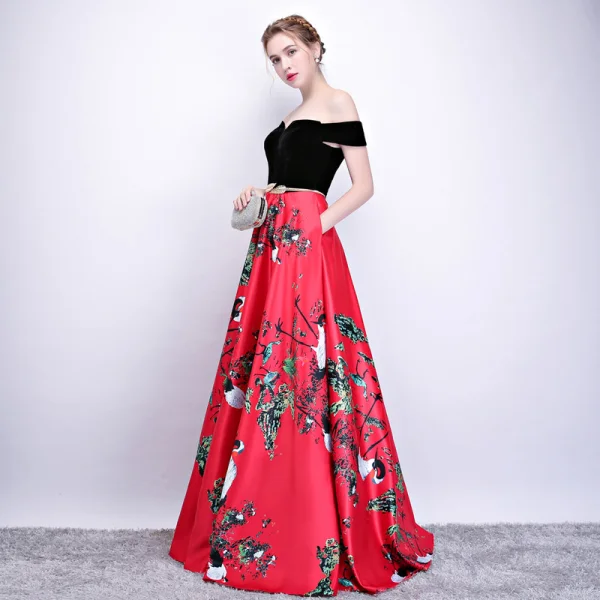 Chic / Beautiful Red Evening Dresses 2018 A-Line / Princess Metal Sash Printing Off-The-Shoulder Backless Sleeveless Floor-Length / Long Formal Dresses