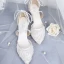 Elegante Weiß Brautschuhe 2019 X-Riemen Spitze Pailletten Schleife 5 cm Stilettos Spitzschuh Hochzeit Hochhackige