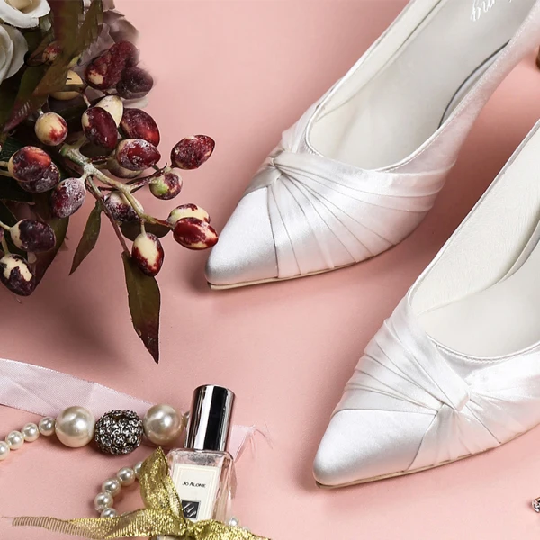 Luxury / Gorgeous White Wedding Shoes 2019 Leather Satin 8 cm Stiletto Heels Pointed Toe Wedding Pumps