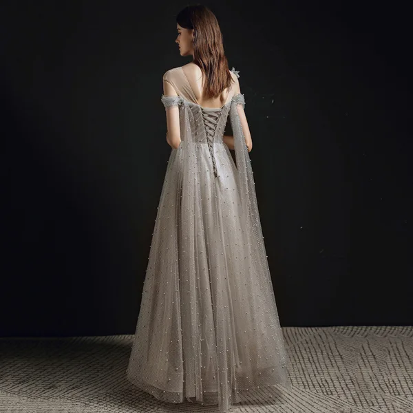 Chic / Beautiful Grey Pearl Prom Dresses 2021 A-Line / Princess Scoop Neck Short Sleeve Backless Floor-Length / Long Formal Dresses