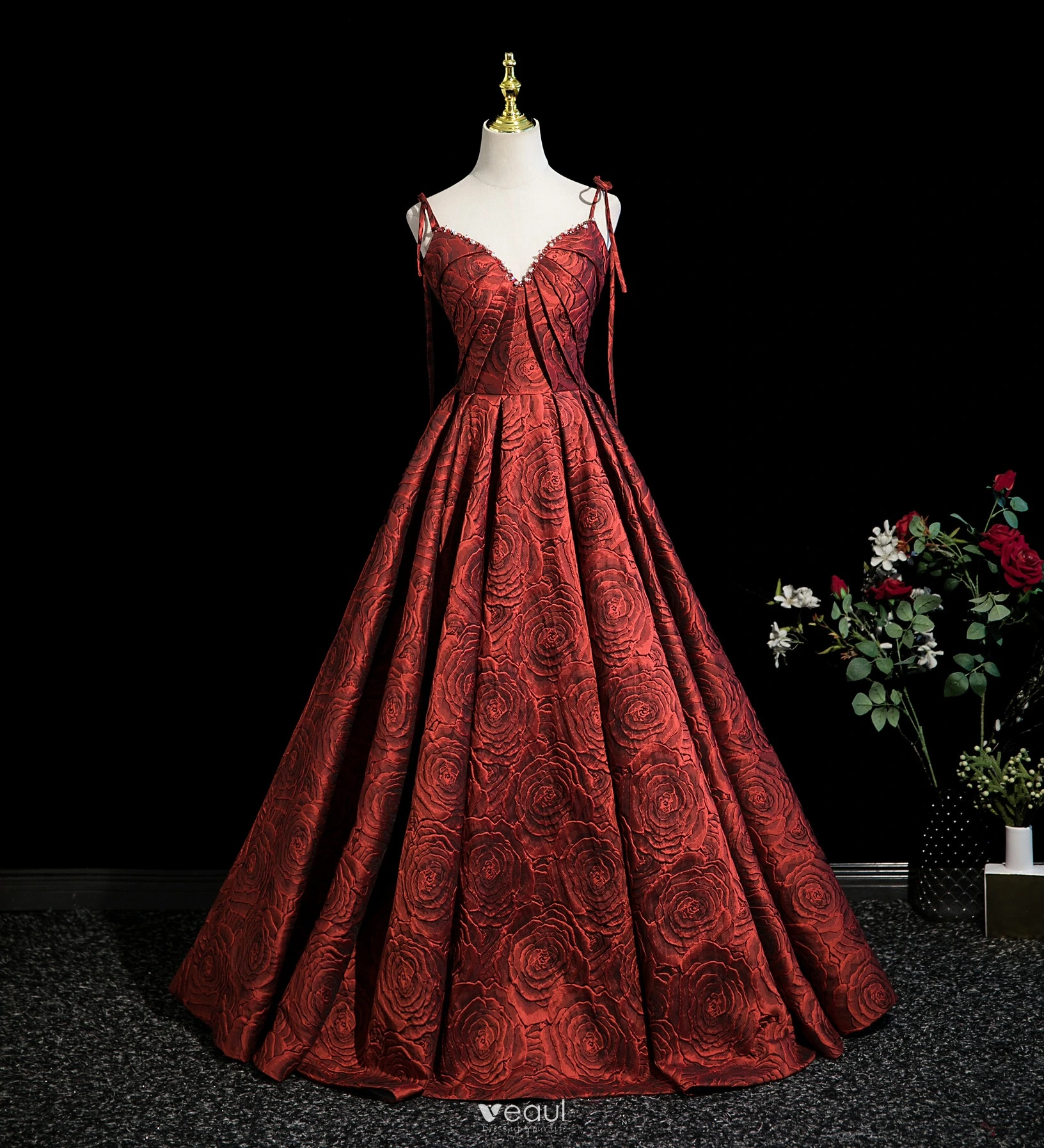 Unusual Burgundy Flower Printing Prom Dresses 2025 Ball Gown Spaghetti Straps Sleeveless Backless Floor-Length / Long Formal Dresses Unusual Burgundy Flower Printing Prom Dresses 2025 Ball Gown Spaghetti Straps Sleeveless Backless Floor-Length / Long Formal Dresses