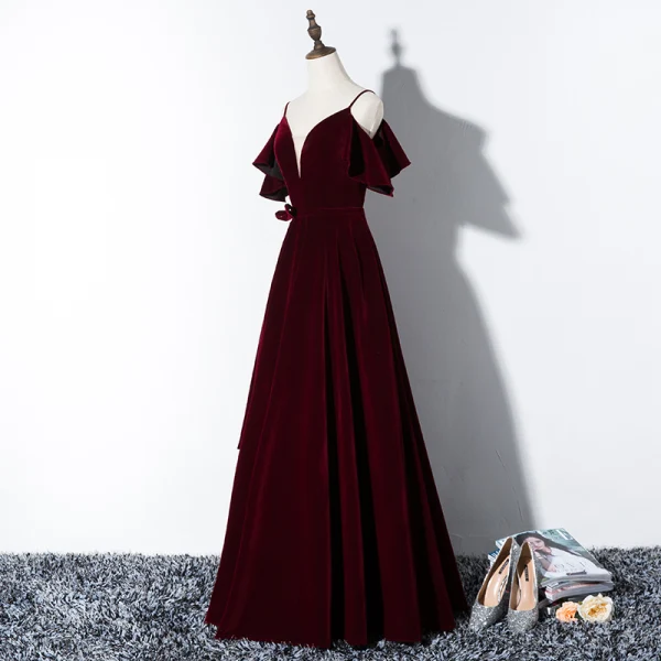 Elegant Burgundy Evening Dresses  2019 A-Line / Princess Spaghetti Straps Suede Bow Short Sleeve Backless Floor-Length / Long Formal Dresses