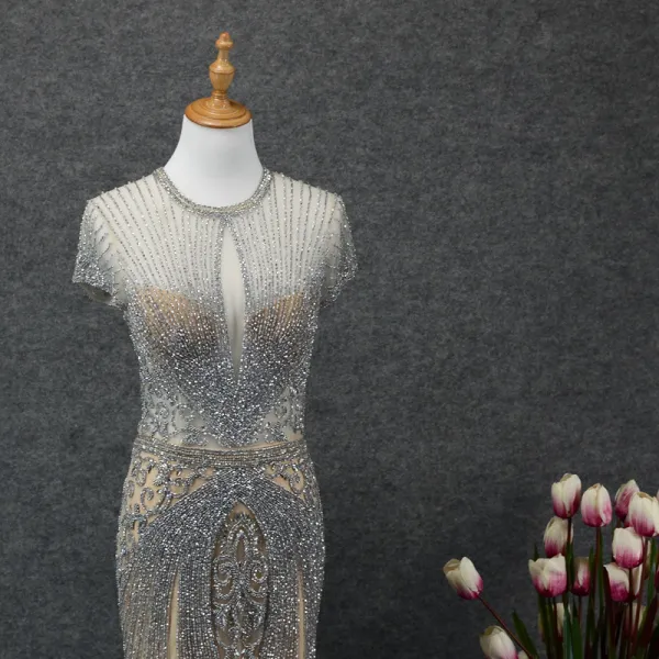 Luxury / Gorgeous Silver Evening Dresses  2019 Trumpet / Mermaid Scoop Neck Handmade  Beading Crystal Short Sleeve Sweep Train Formal Dresses