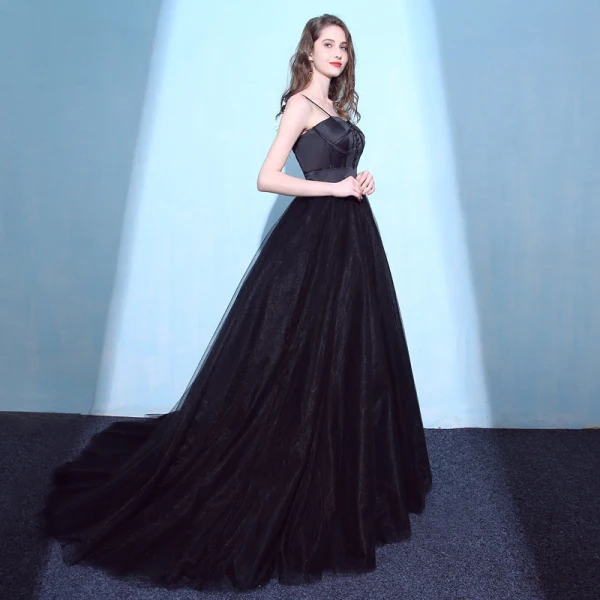 Uroczy Czarne Sukienki Na Bal 2018 Imperium Spaghetti Pasy Bez Pleców Bez Rękawów Trenem Sąd Sukienki Wizytowe