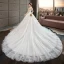 Edles Ivory / Creme Brautkleider / Hochzeitskleider 2019 A Linie Perlenstickerei Perle Pailletten Spitze Blumen Ärmellos Rückenfreies Königliche Schleppe
