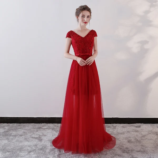Chic / Belle Bordeaux Robe De Soirée 2018 Princesse En Dentelle Fleur Cristal Noeud V-Cou Dos Nu Manches Courtes Train De Balayage Robe De Ceremonie