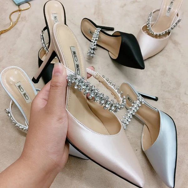 Chic / Beautiful Silver Casual Womens Sandals 2019 Leather Satin Rhinestone 9 cm Stiletto Heels Sandals Pointed Toe