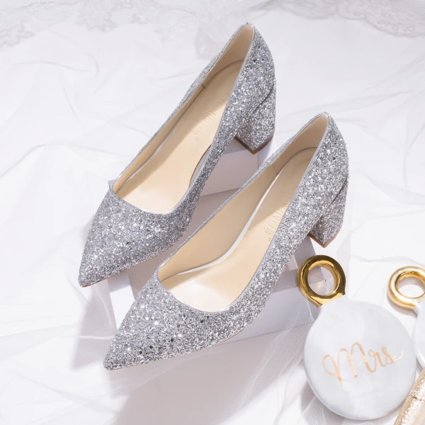 Glittrande Guld Brudskor 2019 Läder Paljetter 6 cm Stilettklackar Spetsiga Bröllop Pumps