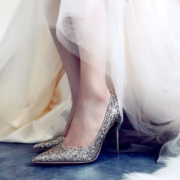 Glitzernden Sternenklarer Himmel Schwarz Brautschuhe 2019 Leder Pailletten 10 cm Stilettos Spitzschuh Hochzeit Pumps
