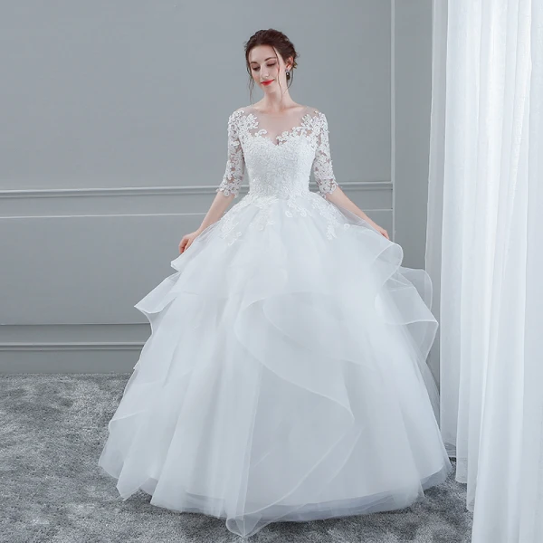Elegant White Wedding Dresses 2018 Ball Gown Lace Flower Scoop Neck Pierced Cascading Ruffles 1/2 Sleeves Floor-Length / Long Wedding