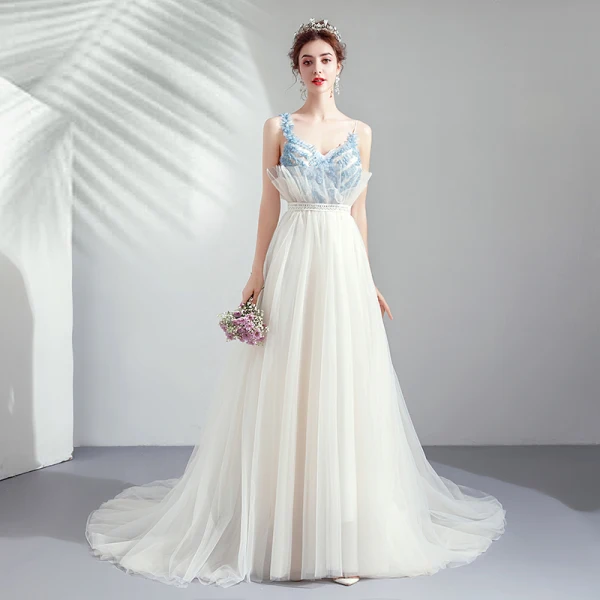 Élégant Ivoire Robe De Soirée 2019 Princesse Volants Bretelles Spaghetti En Dentelle Sans Manches Dos Nu Train De Balayage Robe De Ceremonie
