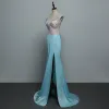 Sexy Blau Abendkleider 2019 Meerjungfrau V-Ausschnitt Strass Spitze Blumen Ärmellos Rückenfreies Sweep / Pinsel Zug Festliche Kleider