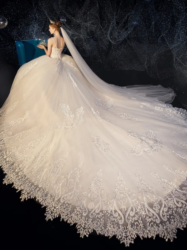 High-end Champagne Wedding Dresses 2019 A-Line / Princess Spaghetti Straps Beading Crystal Lace Flower Sleeveless Backless Royal Train