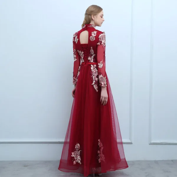 Chinese style Burgundy Evening Dresses  2019 A-Line / Princess High Neck Buttons Beading Bow Lace Flower Long Sleeve Backless Floor-Length / Long Formal Dresses