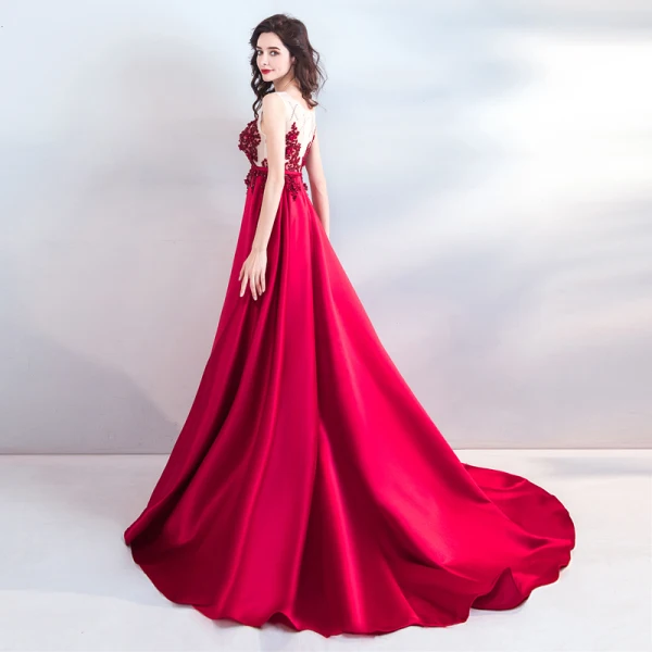 Chic / Beautiful Burgundy Evening Dresses 2019 A-Line / Princess Scoop Neck Beading Appliques Lace Flower Pearl Rhinestone Sequins Sleeveless Court Train Formal Dresses