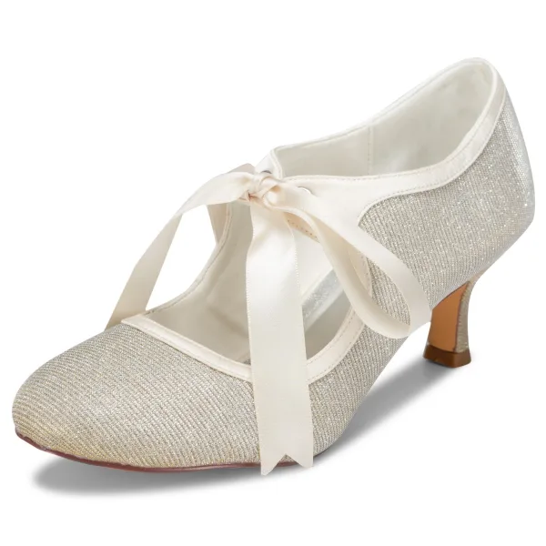Schlicht Ivory / Creme Satin Spitze Brautschuhe 2021 Schleife 6 cm Stilettos Runde Zeh Hochzeit Pumps Hochhackige