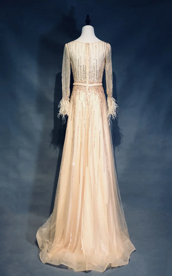 Haut de Gamme Champagne Robe De Soirée 2019 Princesse Encolure Dégagée Fait main Perlage Faux Diamant Ceinture Manches Longues Plumes Longue Robe De Ceremonie