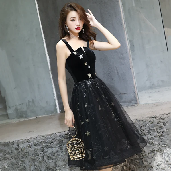 Modern / Fashion Black Homecoming Graduation Dresses 2019 A-Line / Princess Spaghetti Straps Lace Star Sleeveless Backless Tea-length Formal Dresses