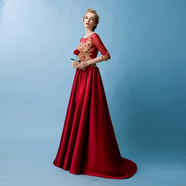 Elegant Burgundy Evening Dresses  2019 A-Line / Princess Scoop Neck Gold Lace Appliques 3/4 Sleeve Sweep Train Formal Dresses