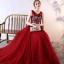 Élégant Champagne Robe De Soirée 2019 Princesse Encolure Dégagée Cristal Perle En Dentelle Fleur Sans Manches Train De Balayage Robe De Ceremonie