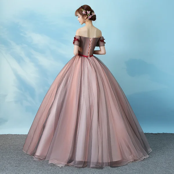 Elegant Blushing Pink Quinceañera Prom Dresses 2019 Ball Gown Off-The-Shoulder Appliques Lace Flower Bow Short Sleeve Backless Floor-Length / Long Formal Dresses
