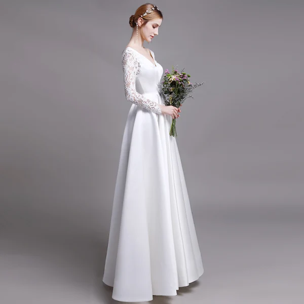 Classique Blanche Plage Robe De Mariée 2019 Princesse V-Cou En Dentelle Fleur Manches Longues Dos Nu Longue