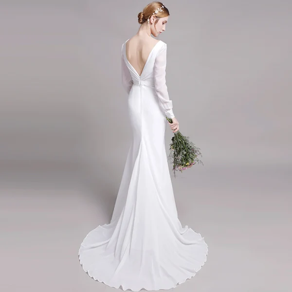 Charmant Couleur Unie Blanche Plage Robe De Mariée 2019 Trompette / Sirène V-Cou Perle En Dentelle Fleur Ceinture Manches Longues Dos Nu Train De Balayage