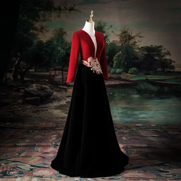 Vintage Rød To farger Beading Ballkjoler 2025 Prinsesse V-Hals Langermede Ryggløse Lange Ball Formelle Kjoler