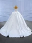 Luxus / Herrlich High End Weiß Perle Spitze Blumen Brautkleider / Hochzeitskleider 2021 Ballkleid Satin Rundhalsausschnitt Ärmellos Rückenfreies Kapelle-Schleppe Hochzeit