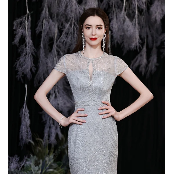 Charming Silver Grey Beading Evening Dresses 2021 Trumpet / Mermaid Scoop Neck Pearl Sequins Short Sleeve Floor-Length / Long Formal Dresses