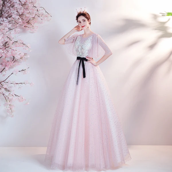 Chic / Belle Rougissant Rose Robe De Bal 2021 Princesse Encolure Dégagée Perlage Perle Faux Diamant En Dentelle Fleur Manches Courtes Dos Nu Noeud Ceinture Longue Robe De Ceremonie