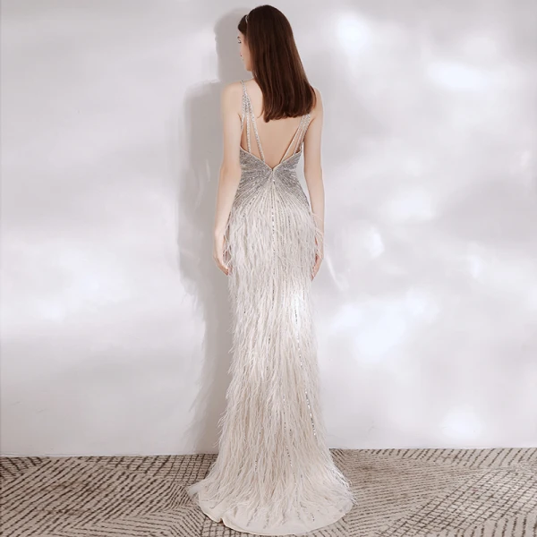 Scintillantes Sexy Argenté Perlage Paillettes Plumes Robe De Soirée 2021 Trompette / Sirène Bretelles Spaghetti Sans Manches Dos Nu Longue Soirée Robe De Ceremonie