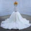Luxus / Herrlich Fabelhaft Weiß Brautkleider / Hochzeitskleider 2021 Meerjungfrau Bandeau Perlenstickerei Strass Spitze Blumen Ärmellos Rückenfreies Kathedrale Schleppe Hochzeit