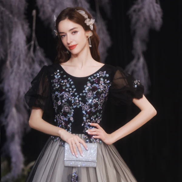 Élégant Noire Robe De Bal 2021 Princesse Encolure Dégagée Paillettes En Dentelle Fleur Manches Courtes Dos Nu Longue Robe De Ceremonie