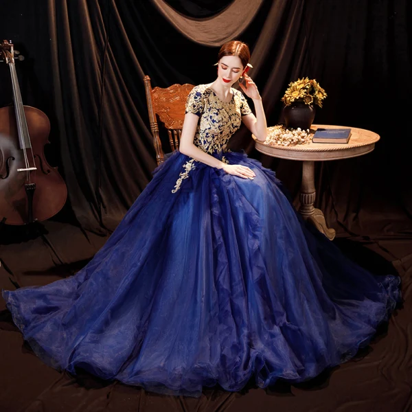 Élégant Bleu Roi Robe De Bal 2021 Princesse Encolure Dégagée Perlage En Dentelle Fleur Manches Courtes Dos Nu Longue Robe De Ceremonie