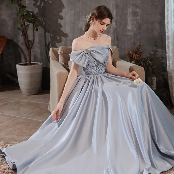 Élégant Bleu Ciel Satin Robe De Bal 2021 Princesse De l'épaule Perle Noeud Sans Manches Dos Nu Longue Robe De Ceremonie
