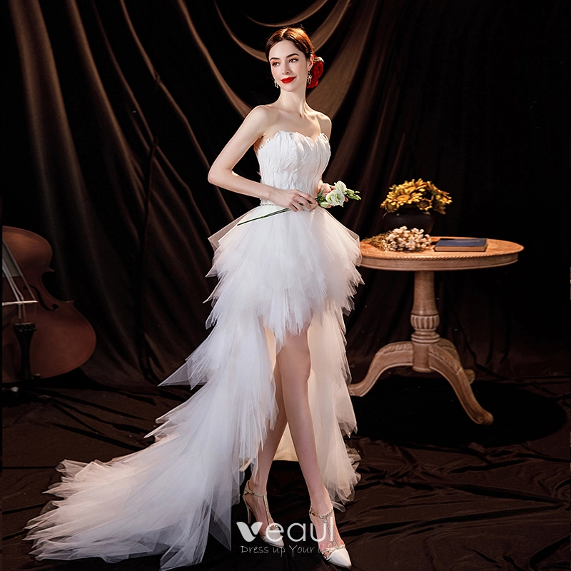 Robe de mariée bustier plume sale
